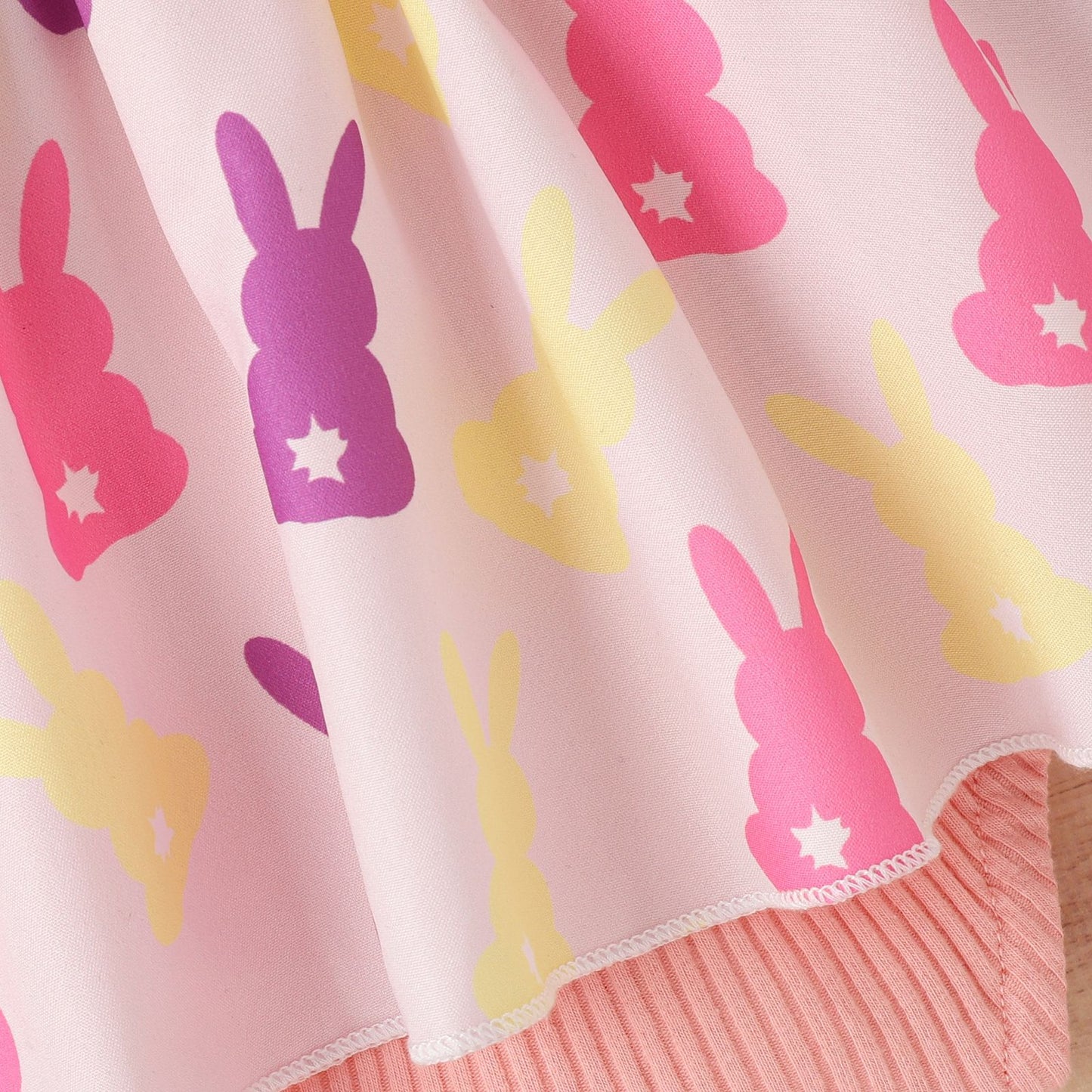 Osterhasen-Strampelkleid für Baby-Mädchen – Weiche gerippte Baumwolle, Einteiler mit Rüschenrock