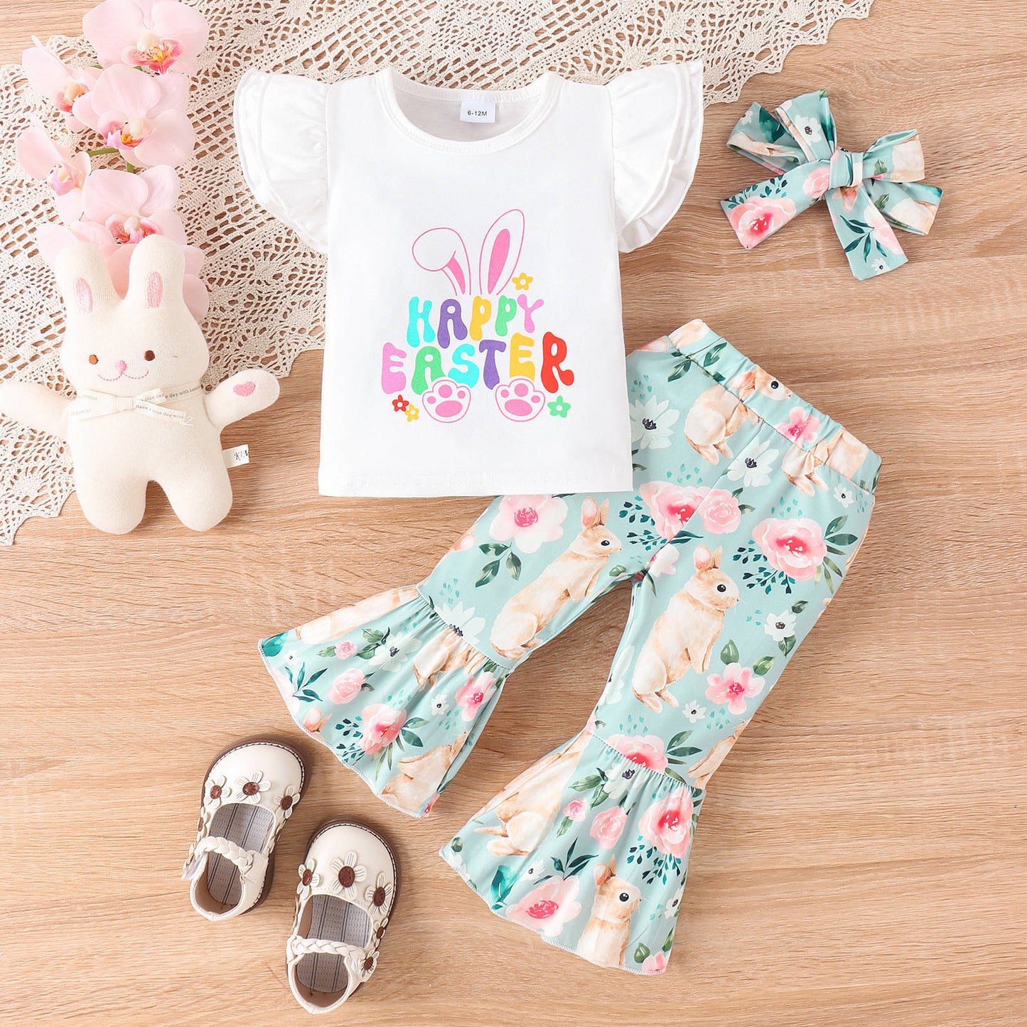 3-teiliges Set für Mädchen – Weißes Flattertop und mehrfarbige Schlaghose mit Häschenmotiv