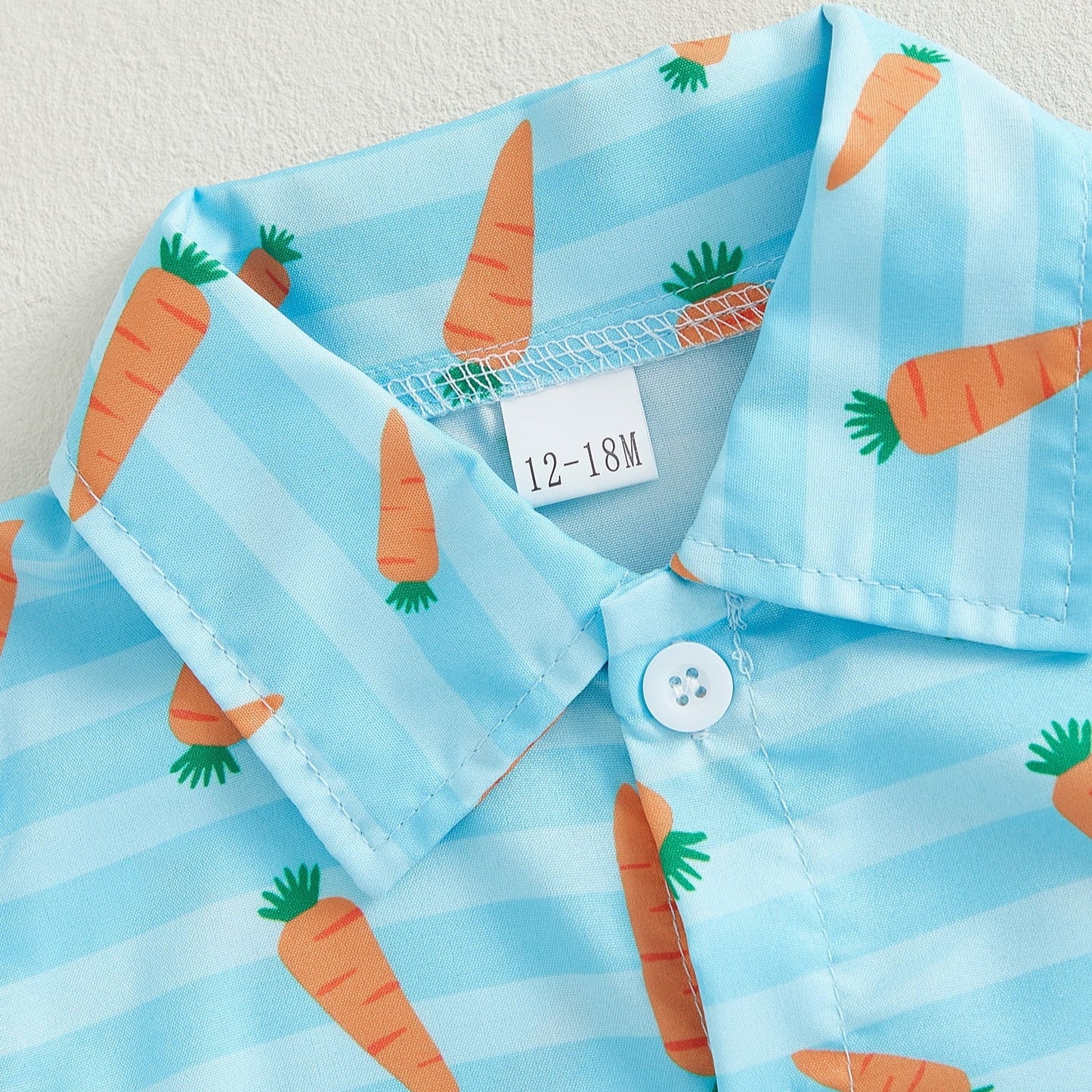 Kleinkinder-Osteroutfit – Hasen- und Karotten-Reversshirt für Jungen