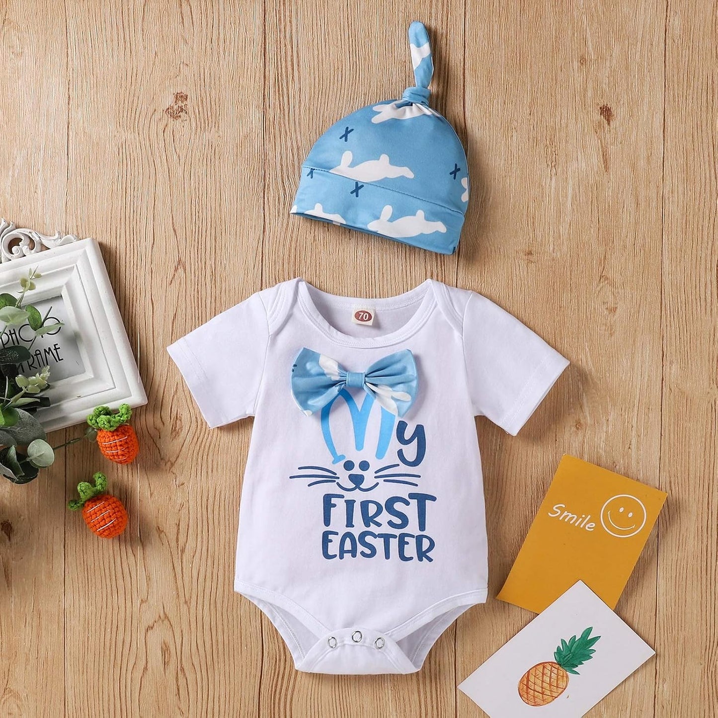 Osteroutfit für Babys Jungen – Mein erster Oster-Strampler + Hose + Mütze